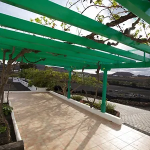 https://villa-vegueta.in-canary-islands.com