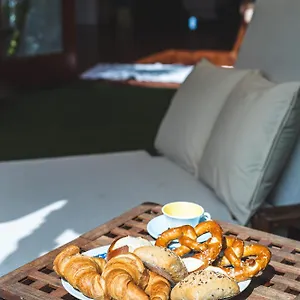 https://home2book-cozy-pasito-blanco-wifi-pool.in-canary-islands.com