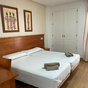 https://benalmadena-318-torremuelle-cerca-de-la-playa.1costadelsol.com